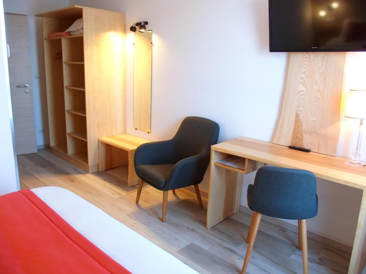 Hostellerie de l'Étoile Wasselonne Esterno foto