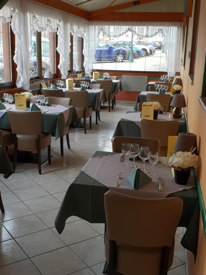 Hostellerie de l'Étoile Wasselonne Esterno foto
